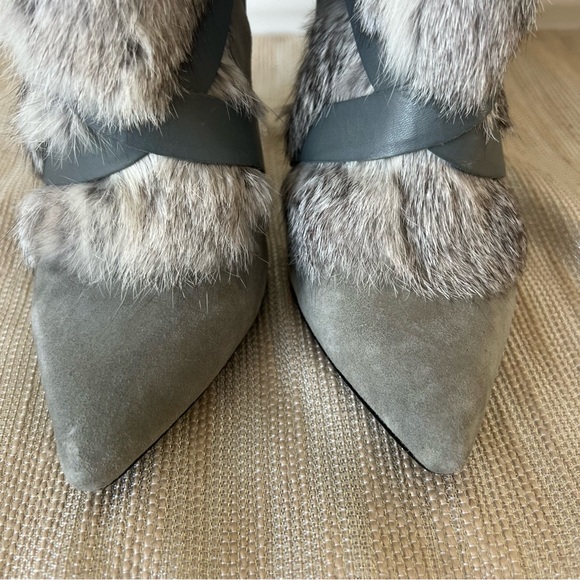 Charles Jordan Knife Rabbit-Fur Bootie
Size 10 Women - Picture 12 of 16